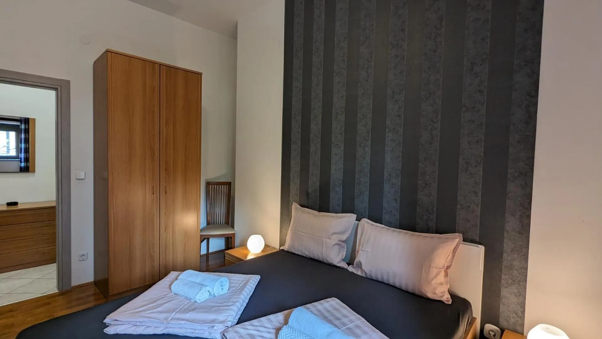 Kartal Residence In The Center Of Porec Near The Beach