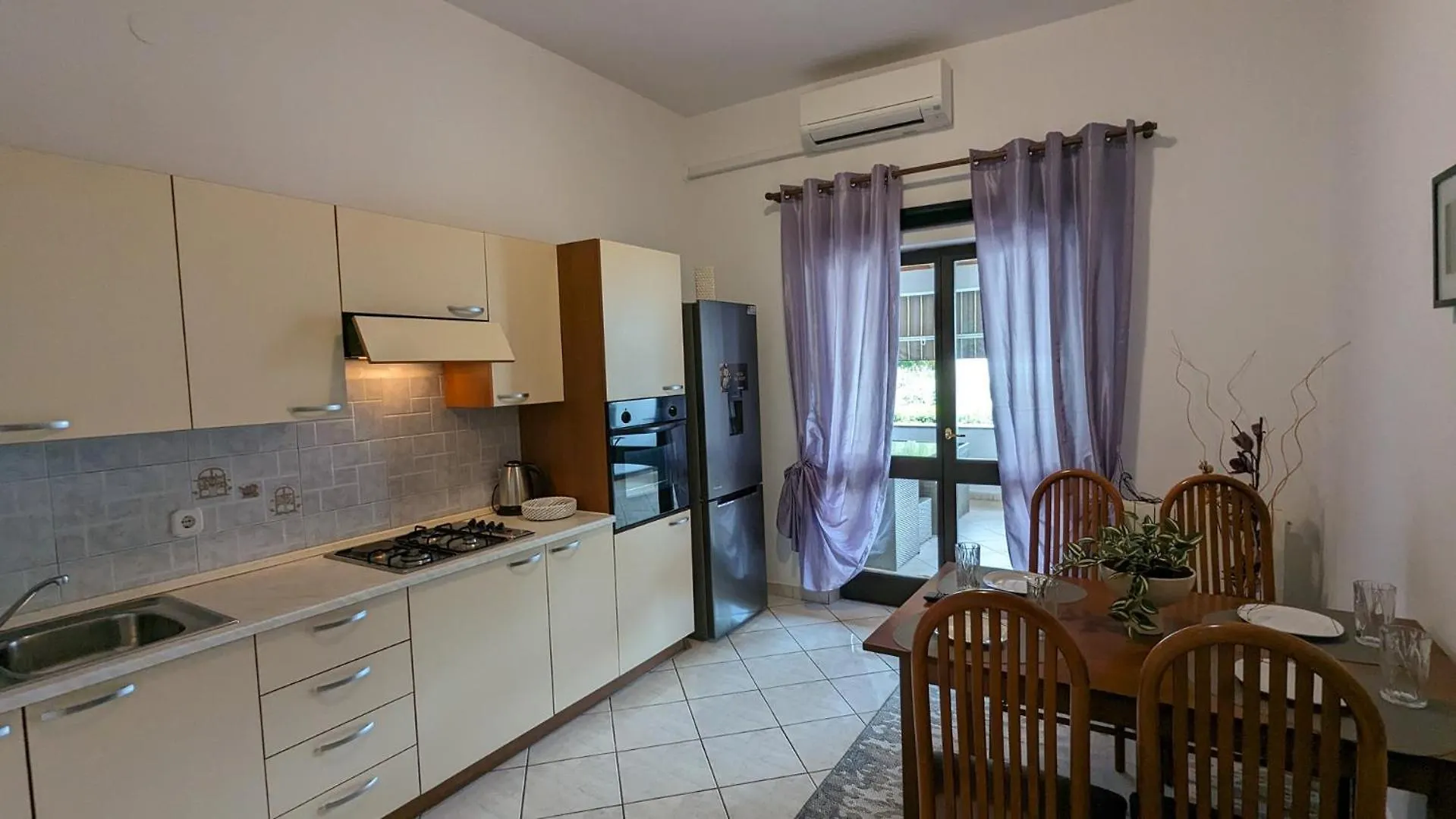 Kartal Residence In The Center Of Porec Near The Beach Croatia