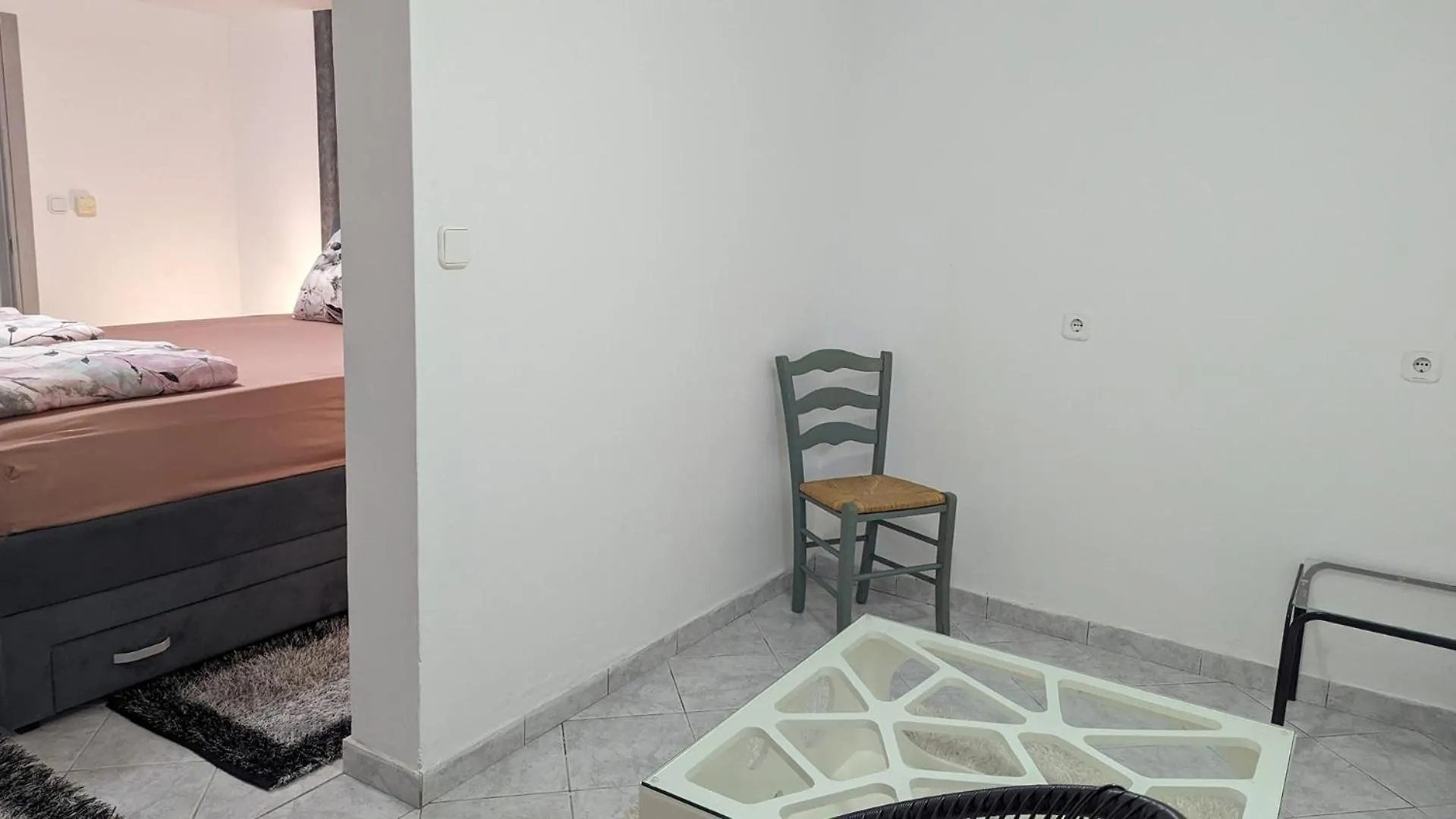Kartal Residence In The Center Of Porec Near The Beach