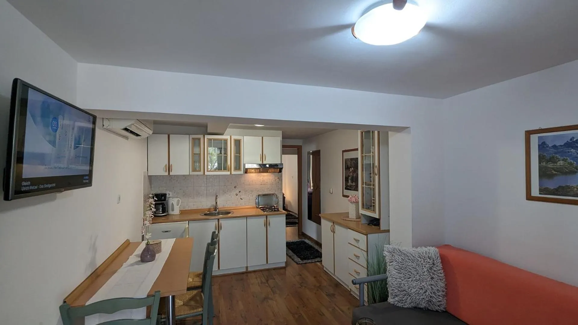 Kartal Residence In The Center Of Porec Near The Beach 0*,